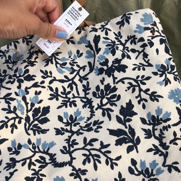 SOLD Floral reversible bag - Picture 2 of 4